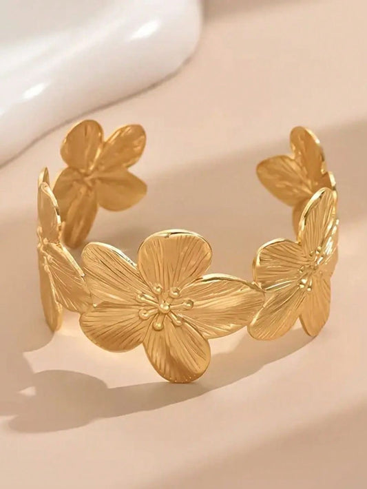 Anti Tarnish Flower Bracelet